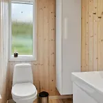 Hébergement de vacances 5 Bedroom In *