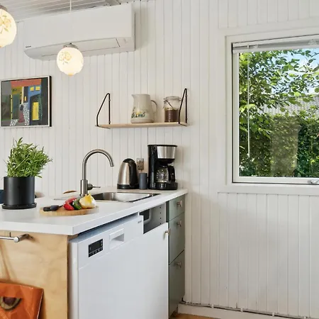 Σπίτι διακοπών 5 Bedroom In *