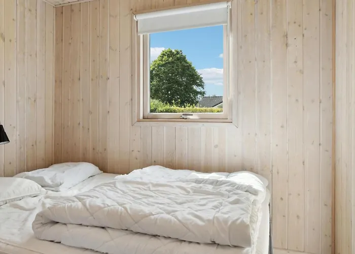 5 Bedroom In