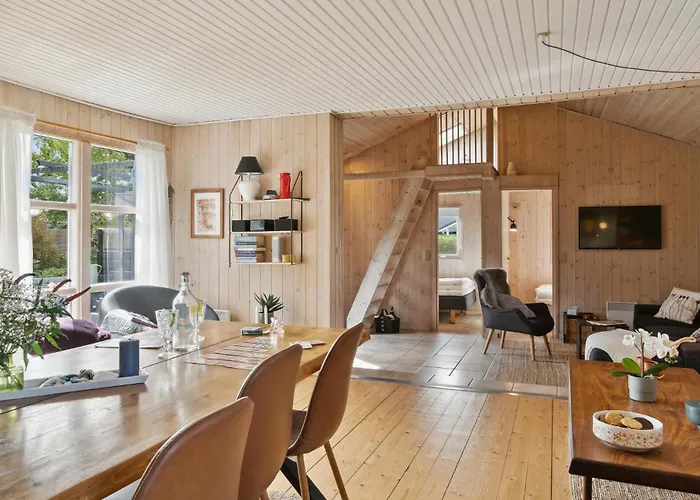 Vakantiehuis 5 Bedroom In Hadsund